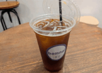 町田にK-POPファン待望のコミュニティカフェ「bomnal」がオープン！本場韓国のアイスアメリカーノと「推し活」の新聖地