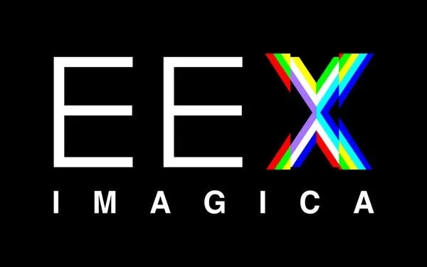黒い背景に白文字で「EEX IMAGICA」と書かれたロゴ。EEXのXはカラフルにデザインされている。