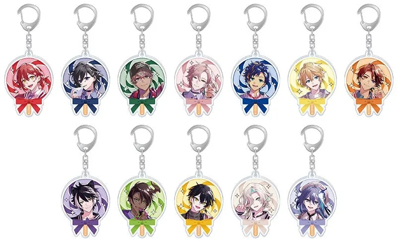 キャラクターが描かれたキーホルダーが複数個写っている画像です。それぞれ異なるキャラクターが描かれており、カラフルで可愛らしいデザインです。