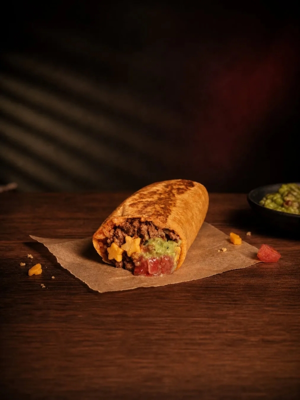 Y-BURRITO全体像と星型チーズ