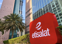 Mansour bin Zayed氏 の立ち会いのもと、etisalatは、2030年までにインターナショナル・コネクティビティを500 Tbps以上に拡大するため、UAE国内および海外におけるデジタルインフラの拡充プロジェクトを立ち上げました。
